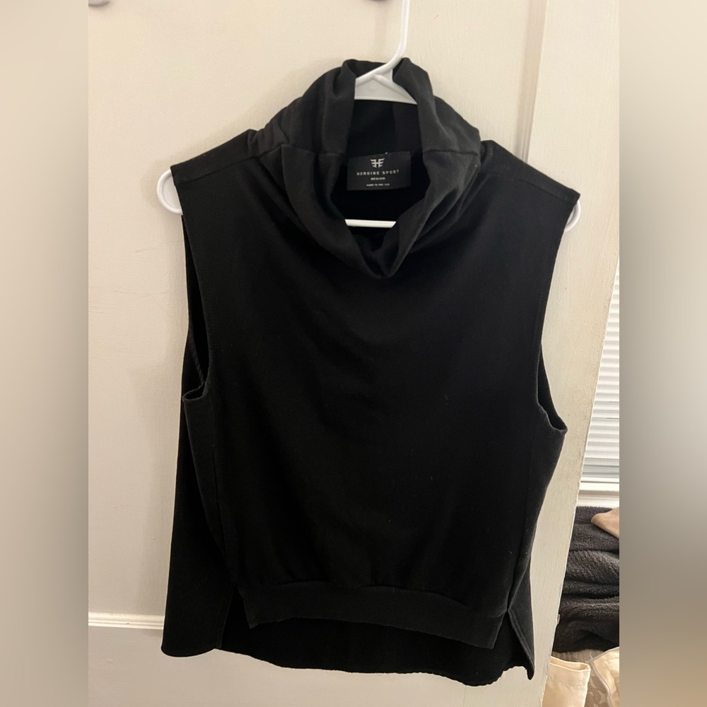 Heroine Sport cowl neck muscle tank black M